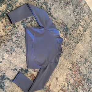 nike dri-fit long sleeve crop